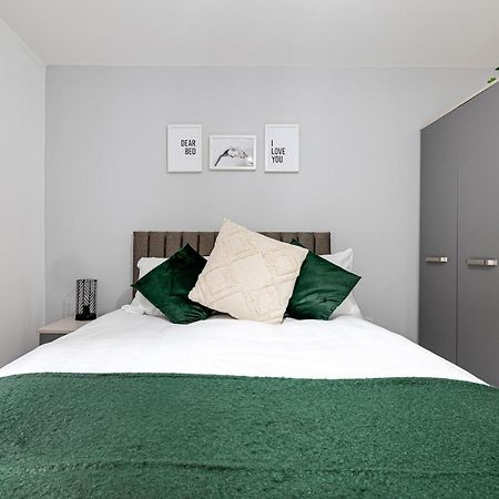 Cosy Modern Apt In Heart Of Stockport - Sleeps 4 Exterior photo