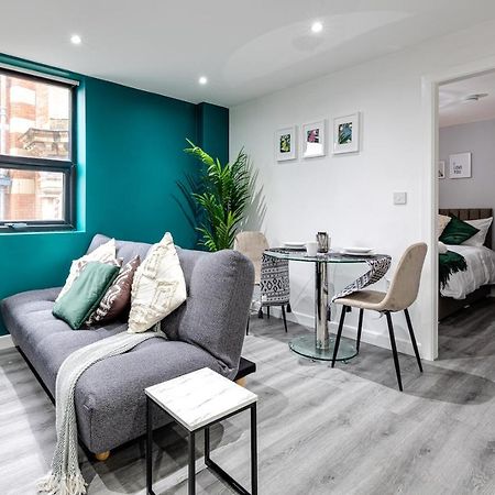 Cosy Modern Apt In Heart Of Stockport - Sleeps 4 Exterior photo