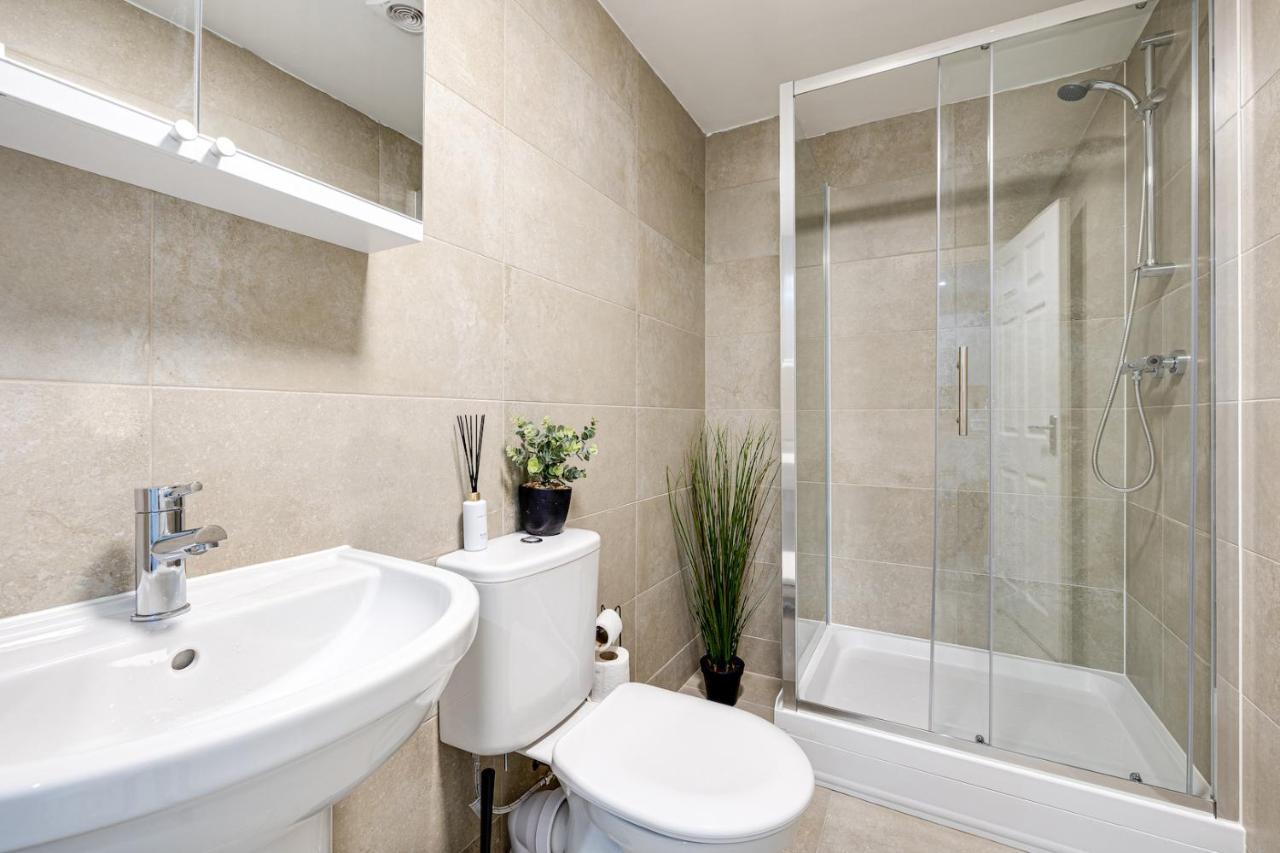 Cosy Modern Apt In Heart Of Stockport - Sleeps 4 Exterior photo