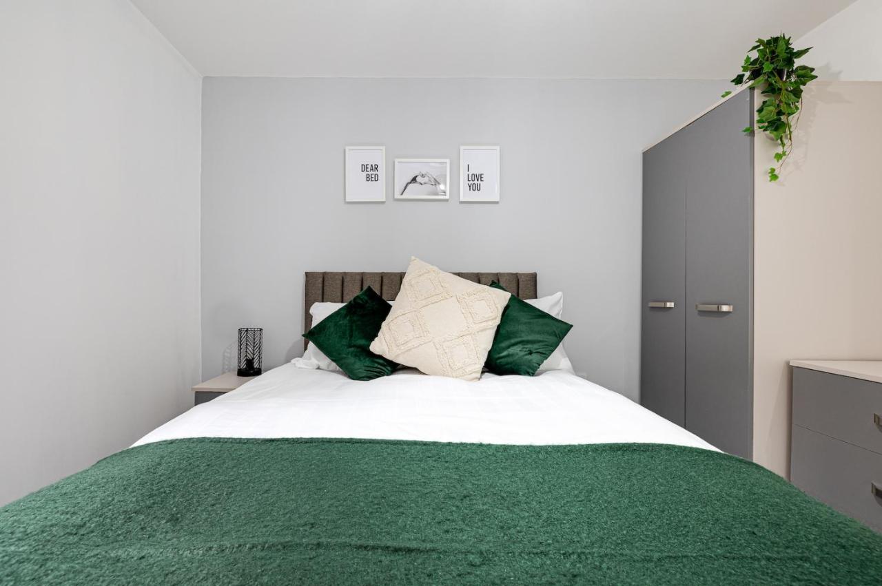 Cosy Modern Apt In Heart Of Stockport - Sleeps 4 Exterior photo